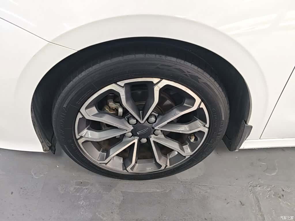 Geely Binray, 2021 23