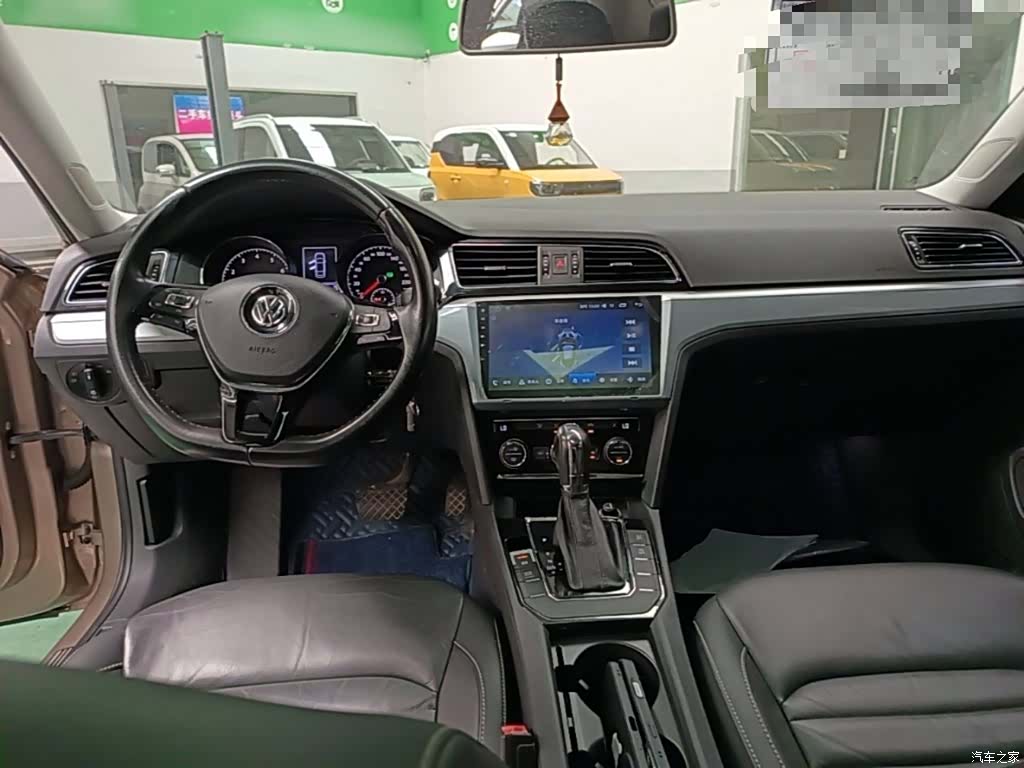 Volkswagen Lamando, 2017 10