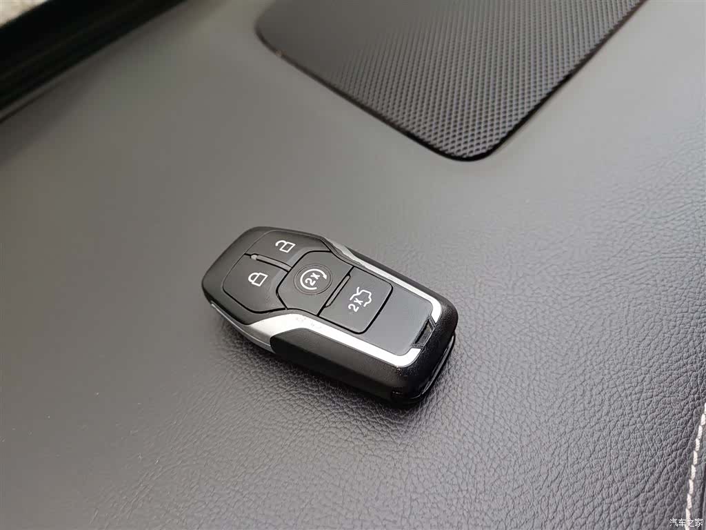 Ford Taurus, 2017 12