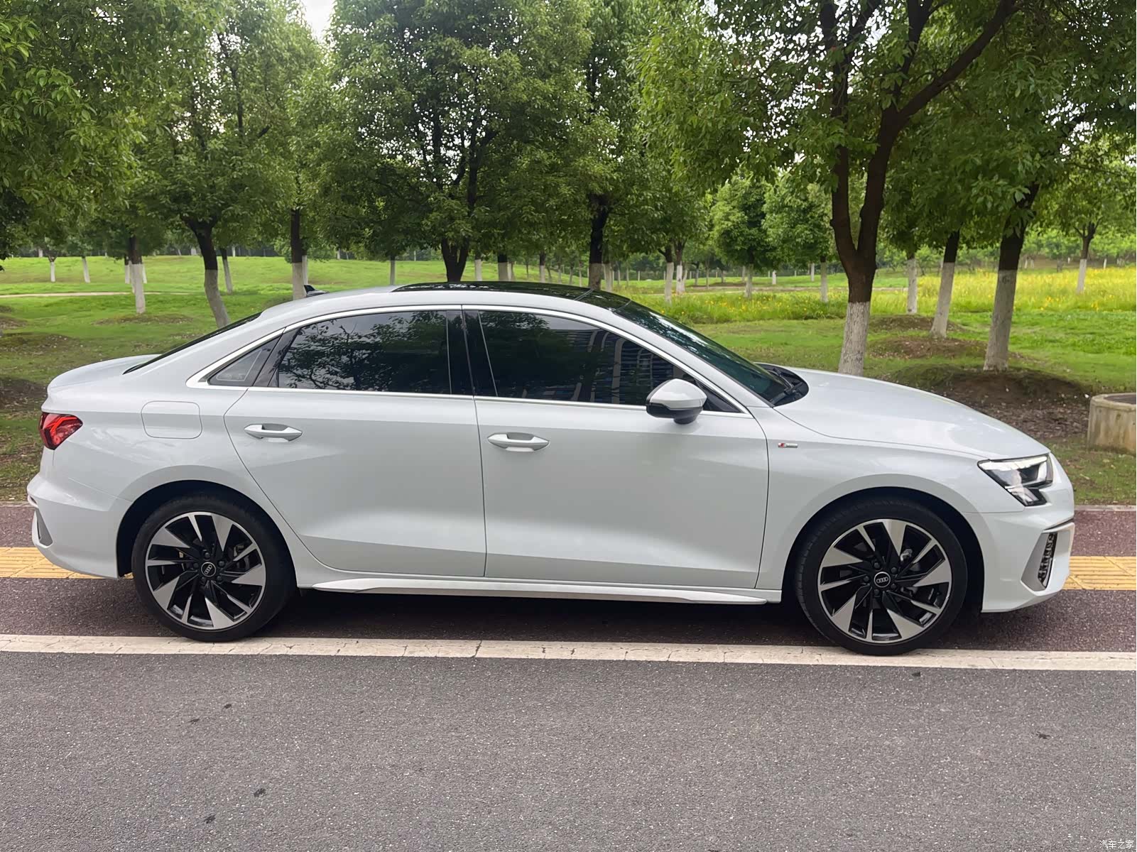 Audi A3, 2023 все фото