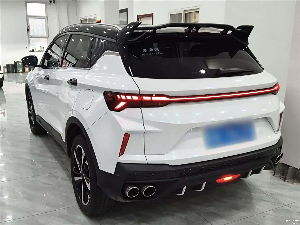 Geely Coolray, 2023 23