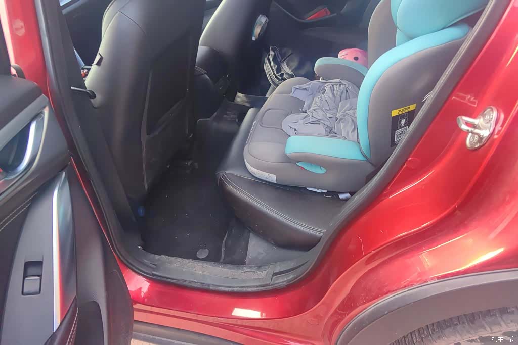 Mazda CX-4, 2017 11