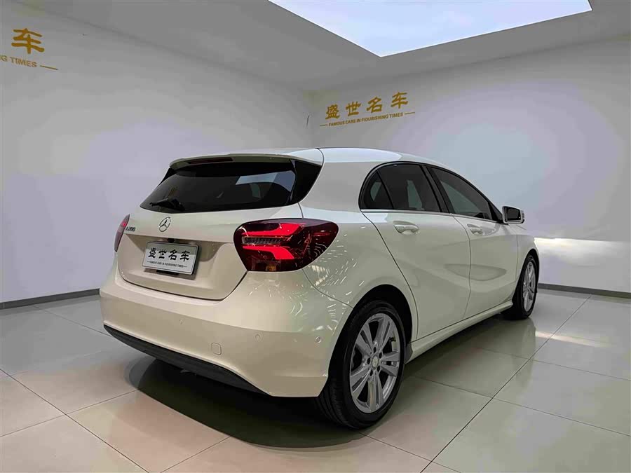 Mercedes-Benz A-Class 2016, фото 16