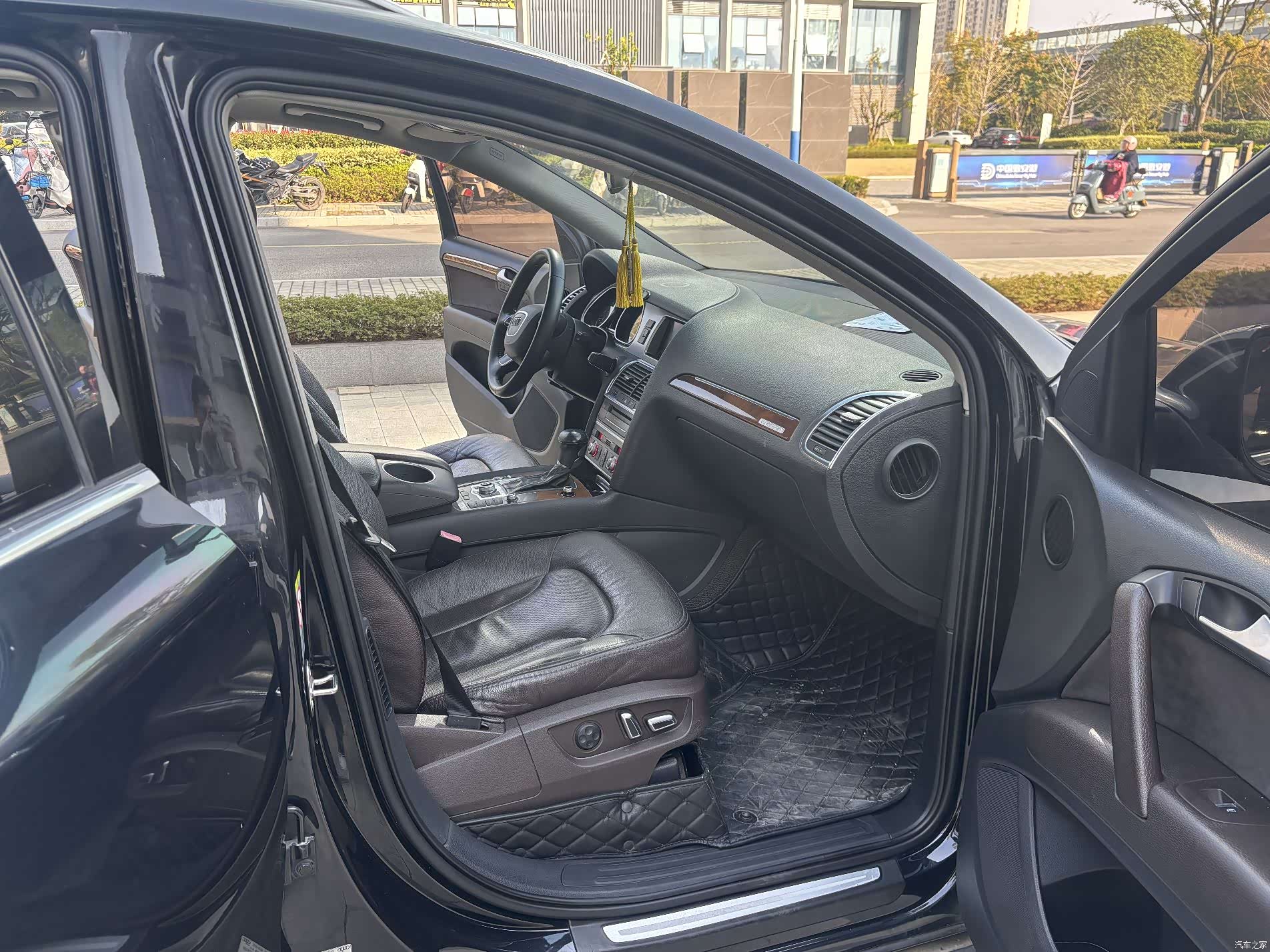 Audi Q7, 2014 16