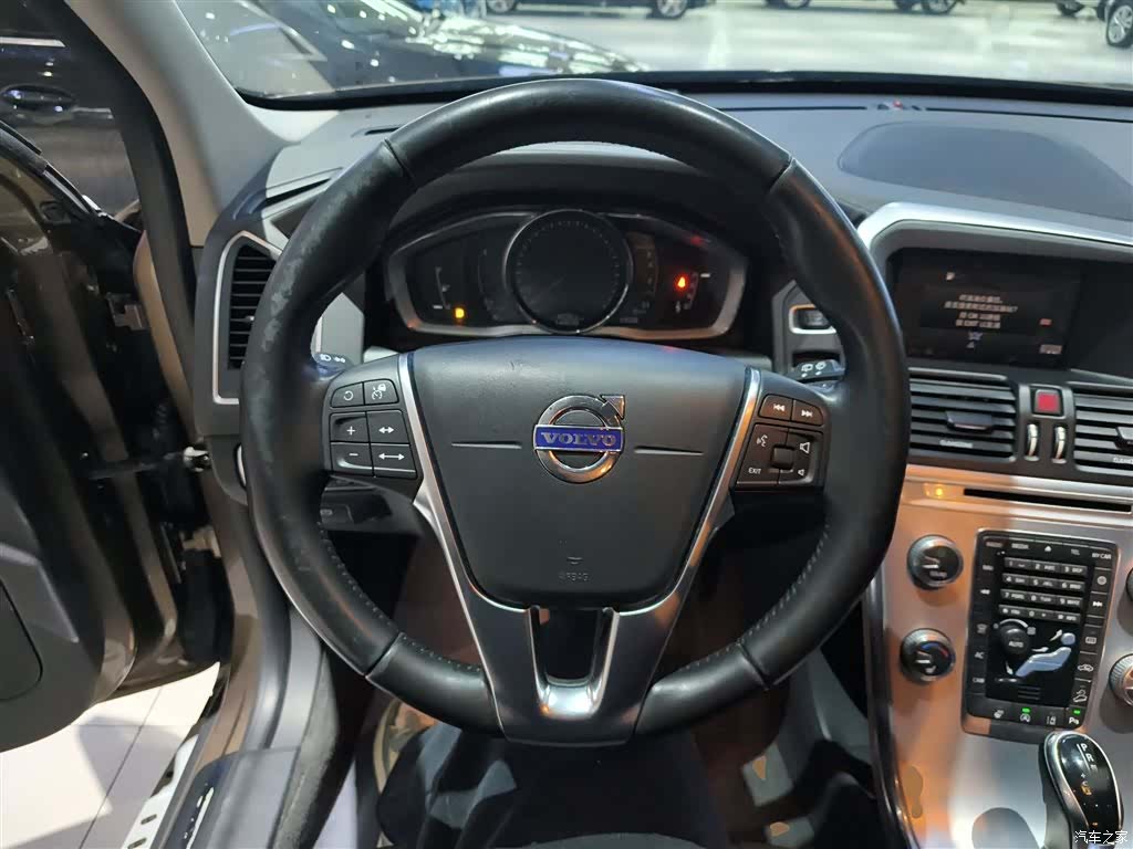 Volvo XC60, 2018 11
