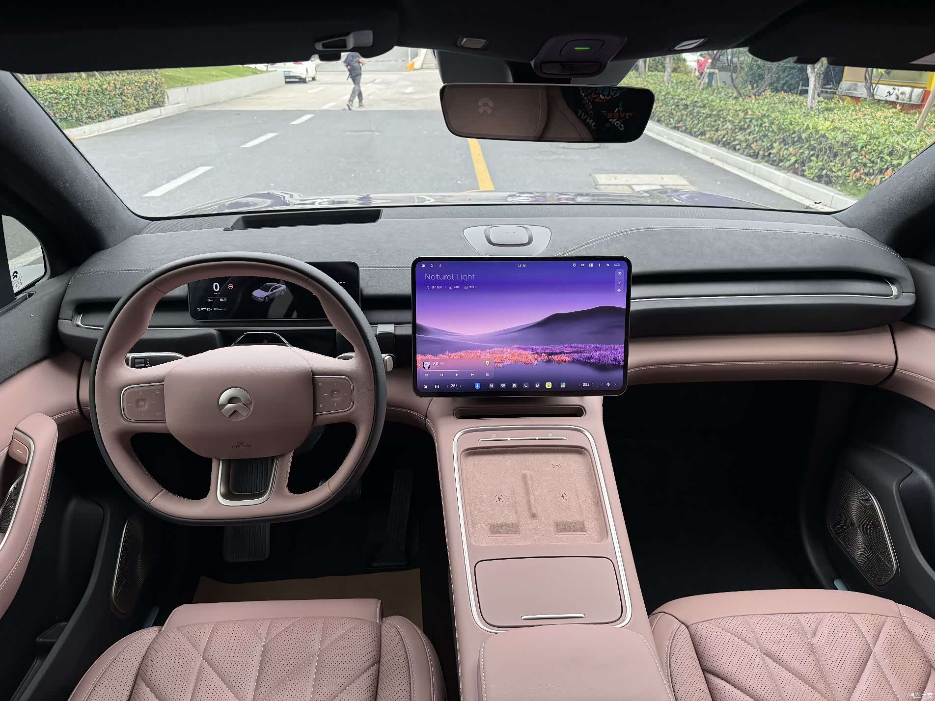 NIO EC6, 2025 8