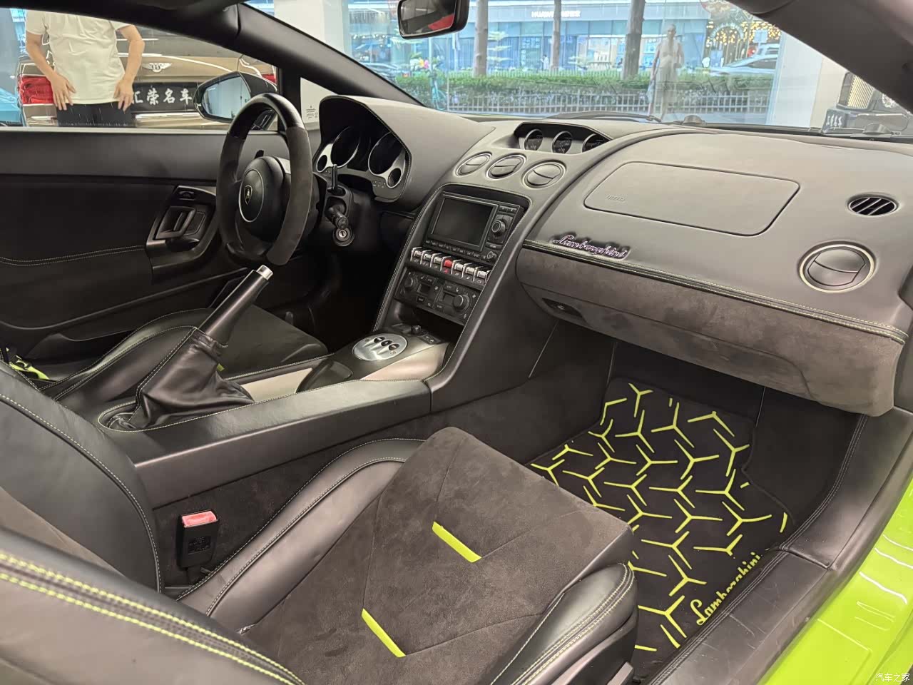 Lamborghini Gallardo, 2013 все фото