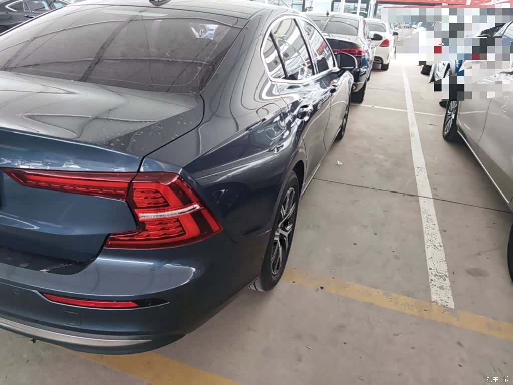 Volvo S60, 2023 8