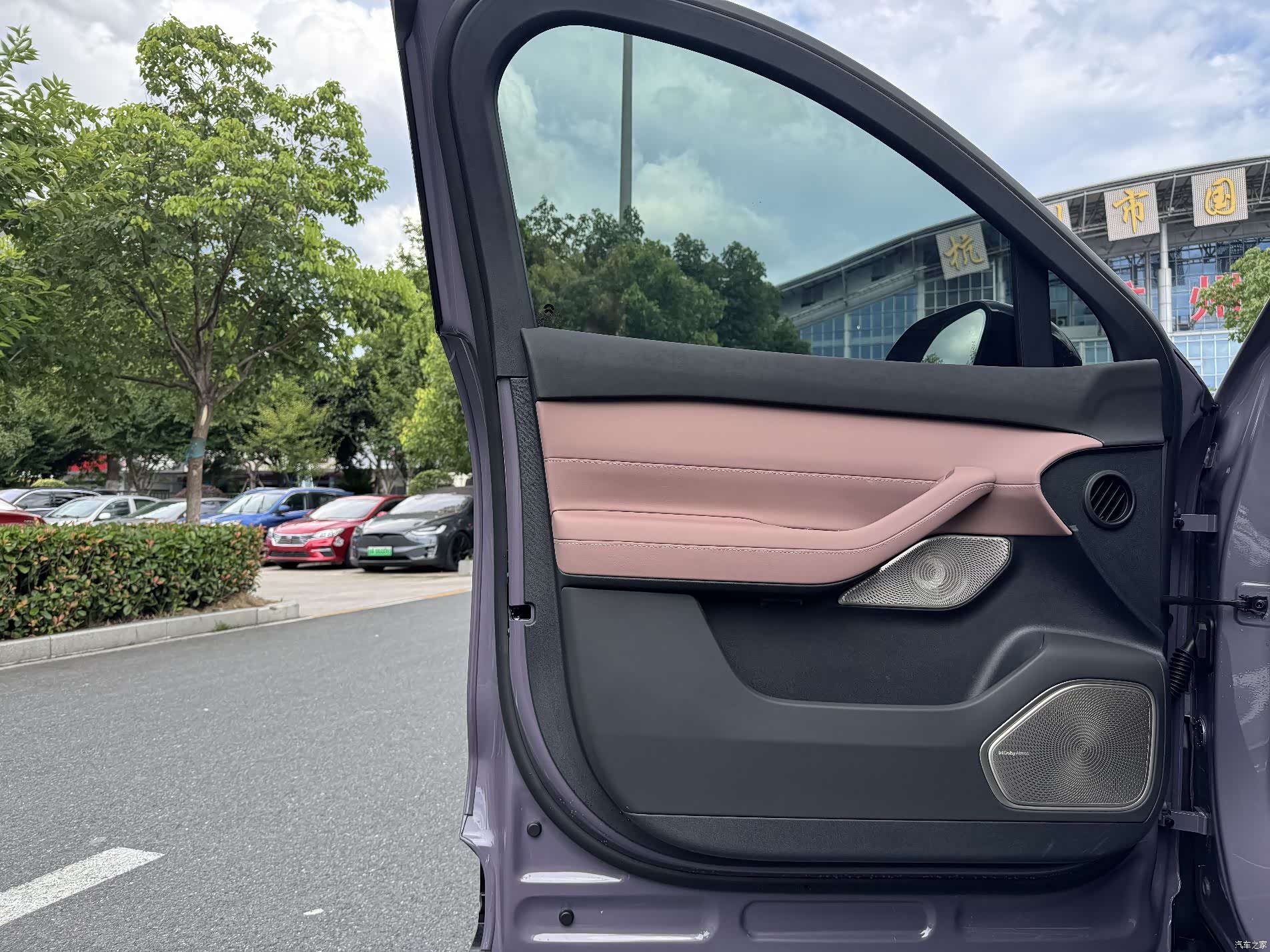 NIO EC6, 2025 17