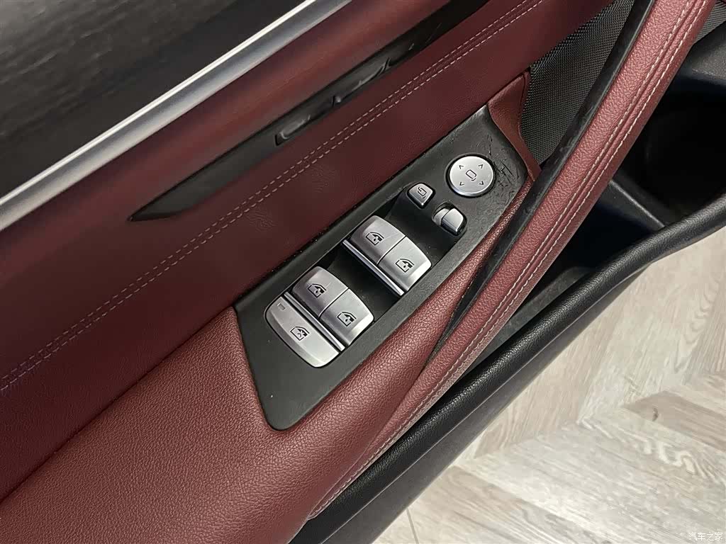 BMW 5 Series, 2021 21