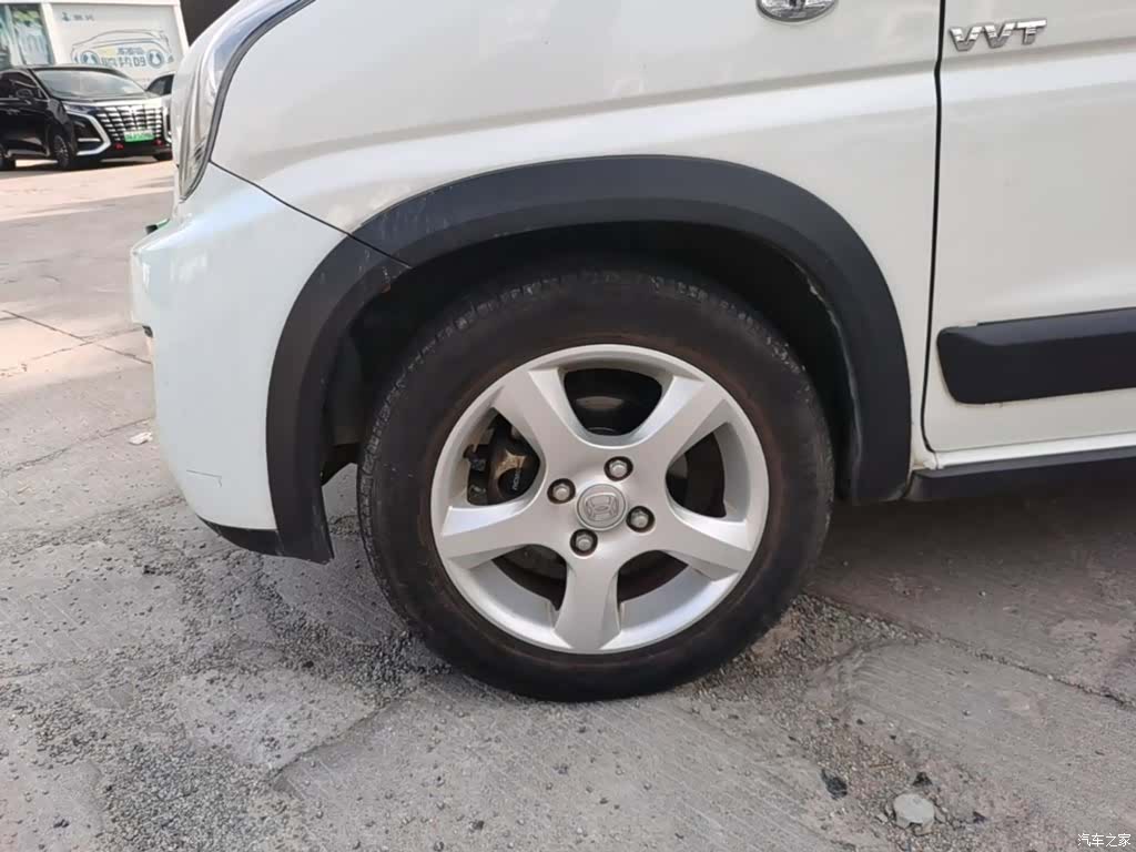 Suzuki X5, 2015 23