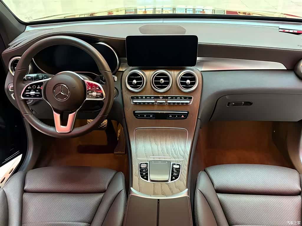 Mercedes-Benz GLC, 2023 все фото