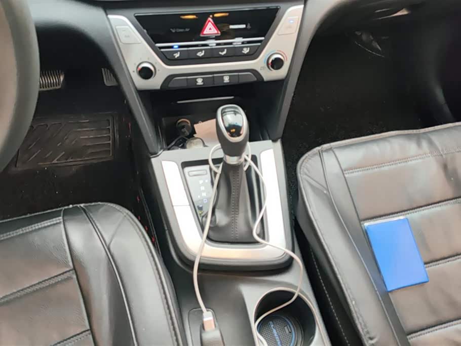 Hyundai Lead Hyundai Lead
