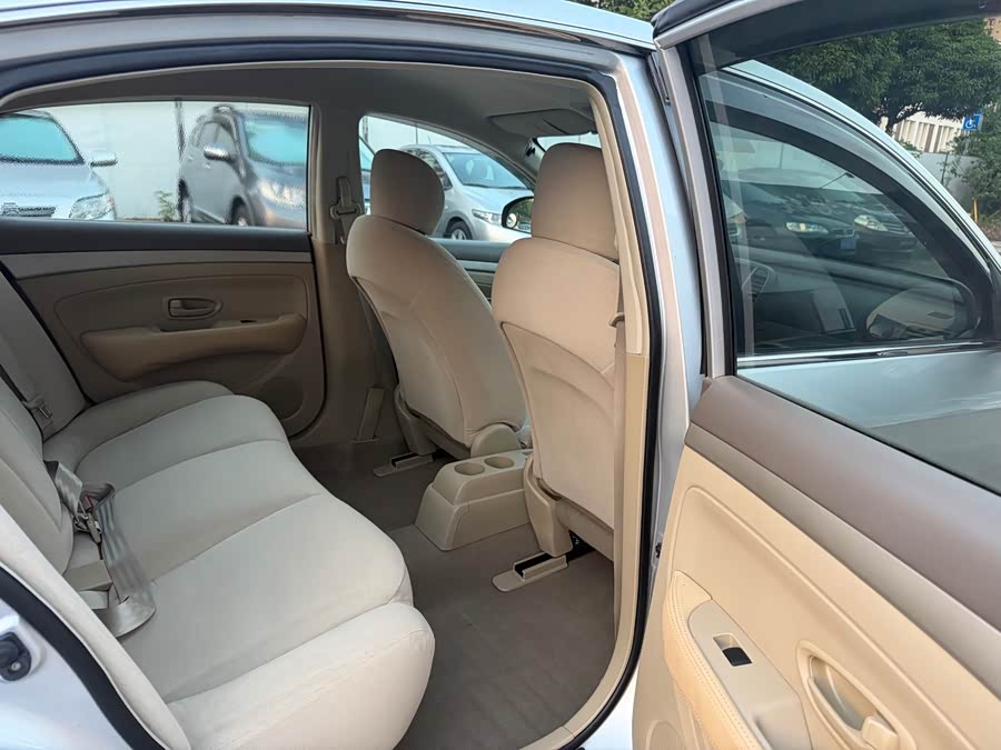 Nissan Sylphy 2015, фото 9