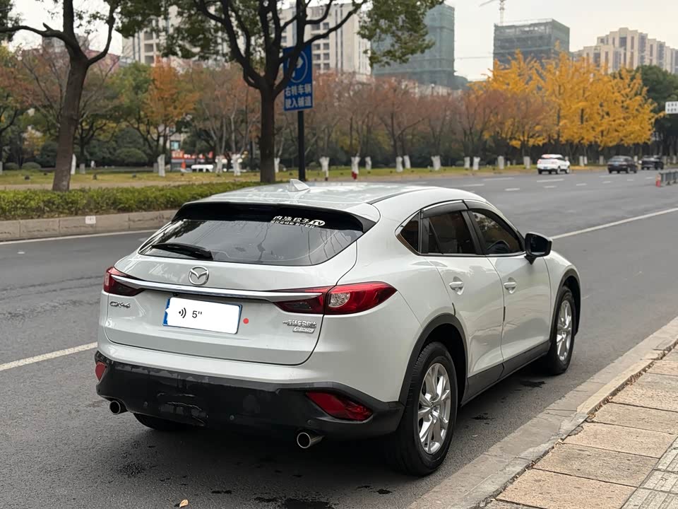 Mazda CX-4