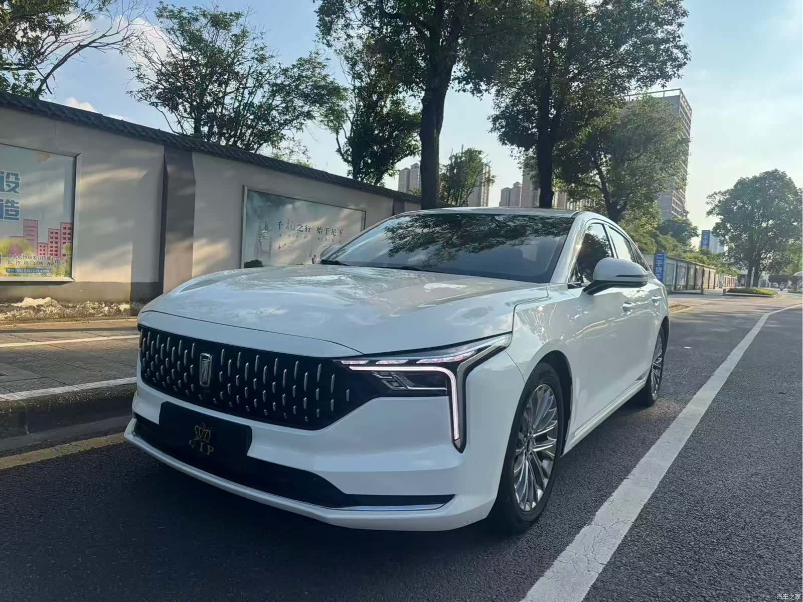 Bestune B70, 2023 1