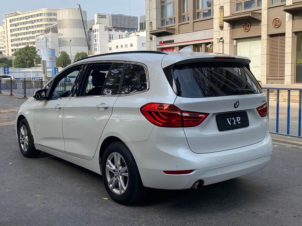 BMW 2 series multifunctional station wagon