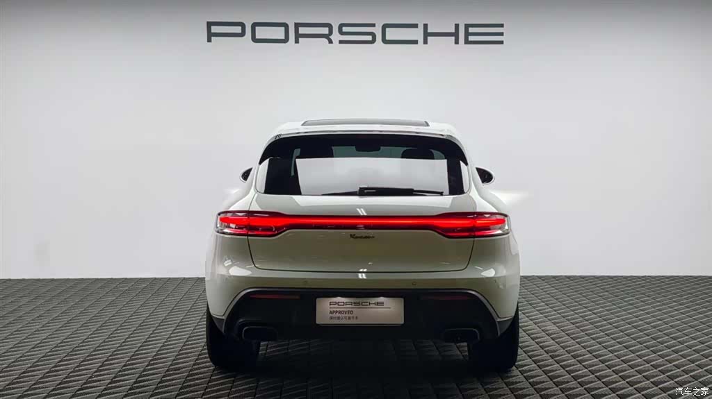 Porsche Macan, 2023 все фото