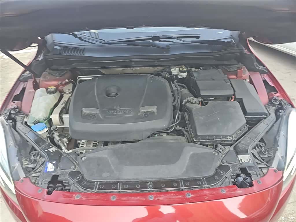 Volvo V40, 2018 20