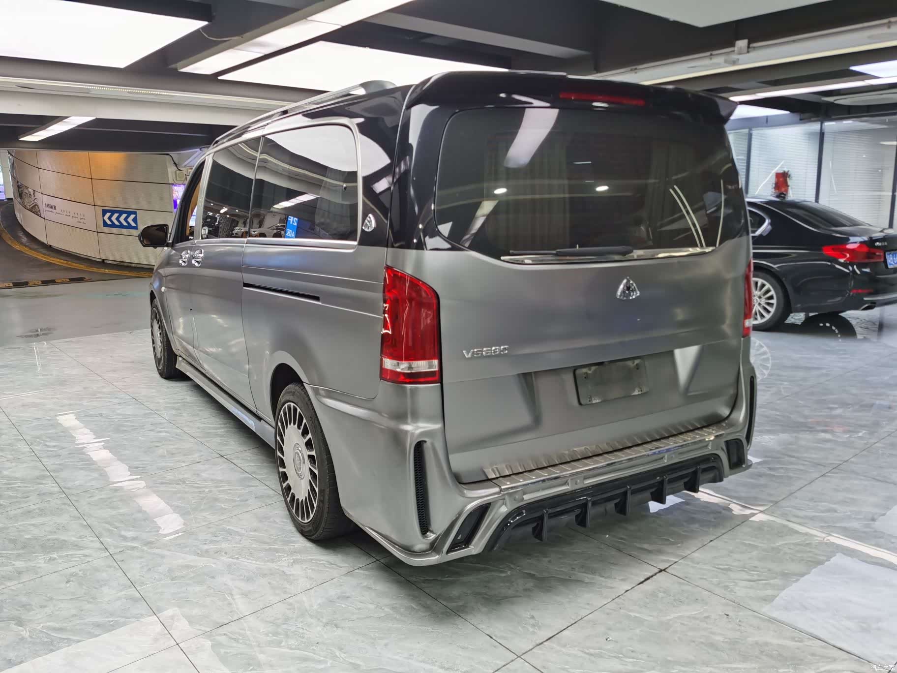 Mercedes-Benz 7, 2020 21