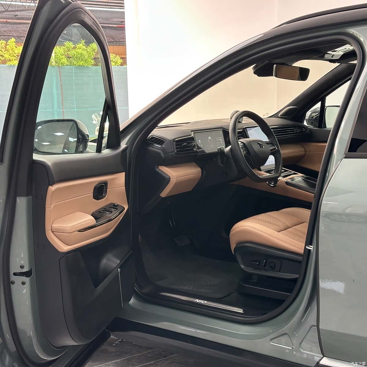 NIO ES8, 2021 7