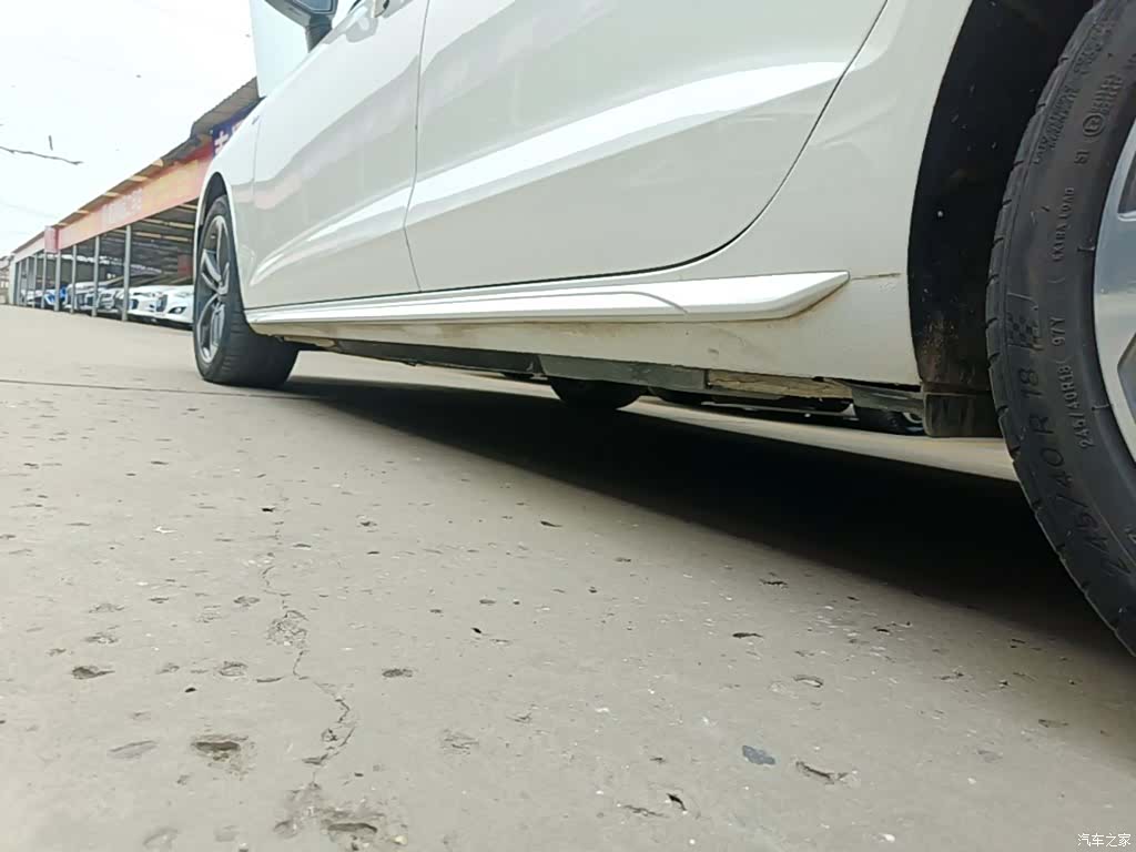 Audi A4L, 2021 22
