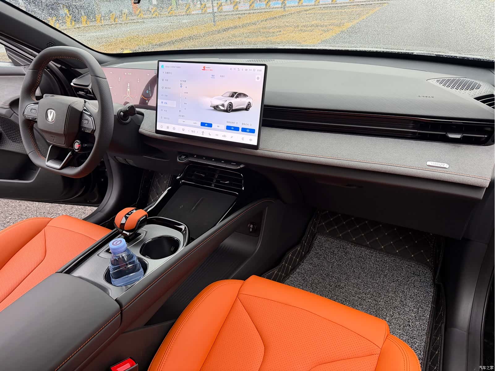 Changan UNI-V, 2025 16