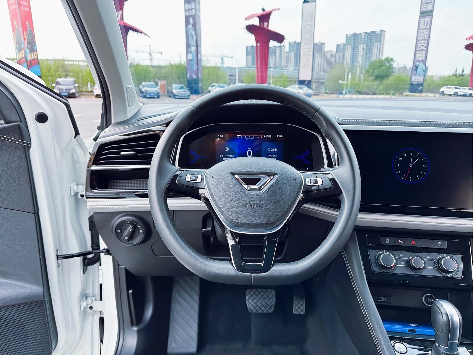 Volkswagen VS7, 2023 14