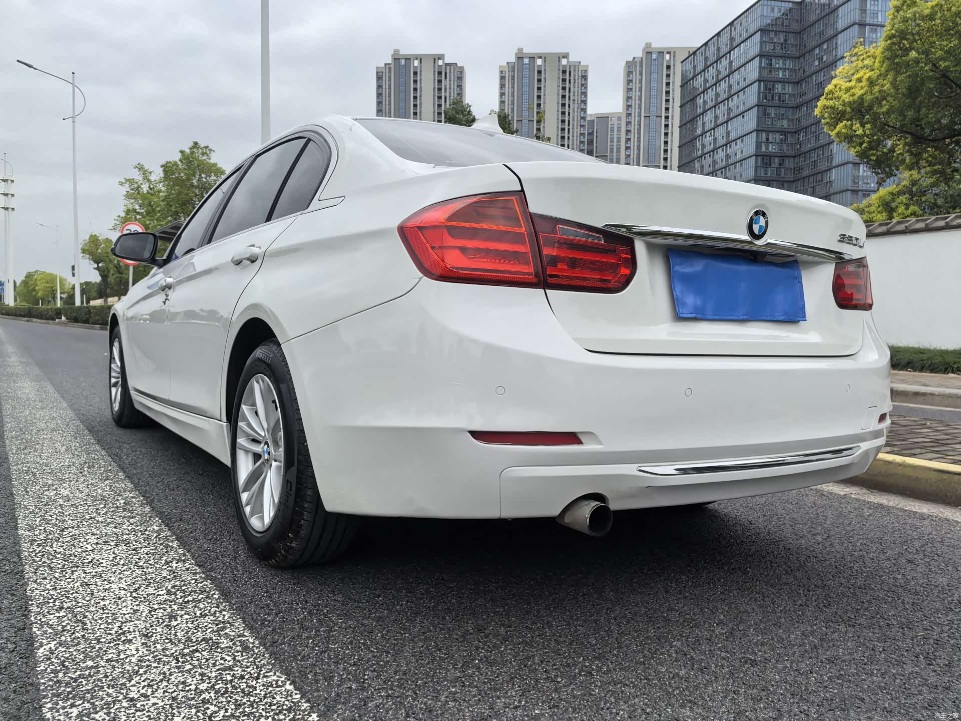 BMW 3 Series, 2017 12