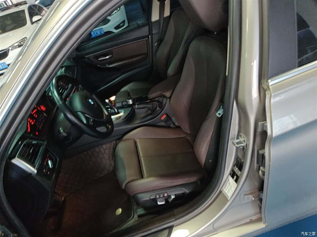 BMW 3 Series, 2019 15