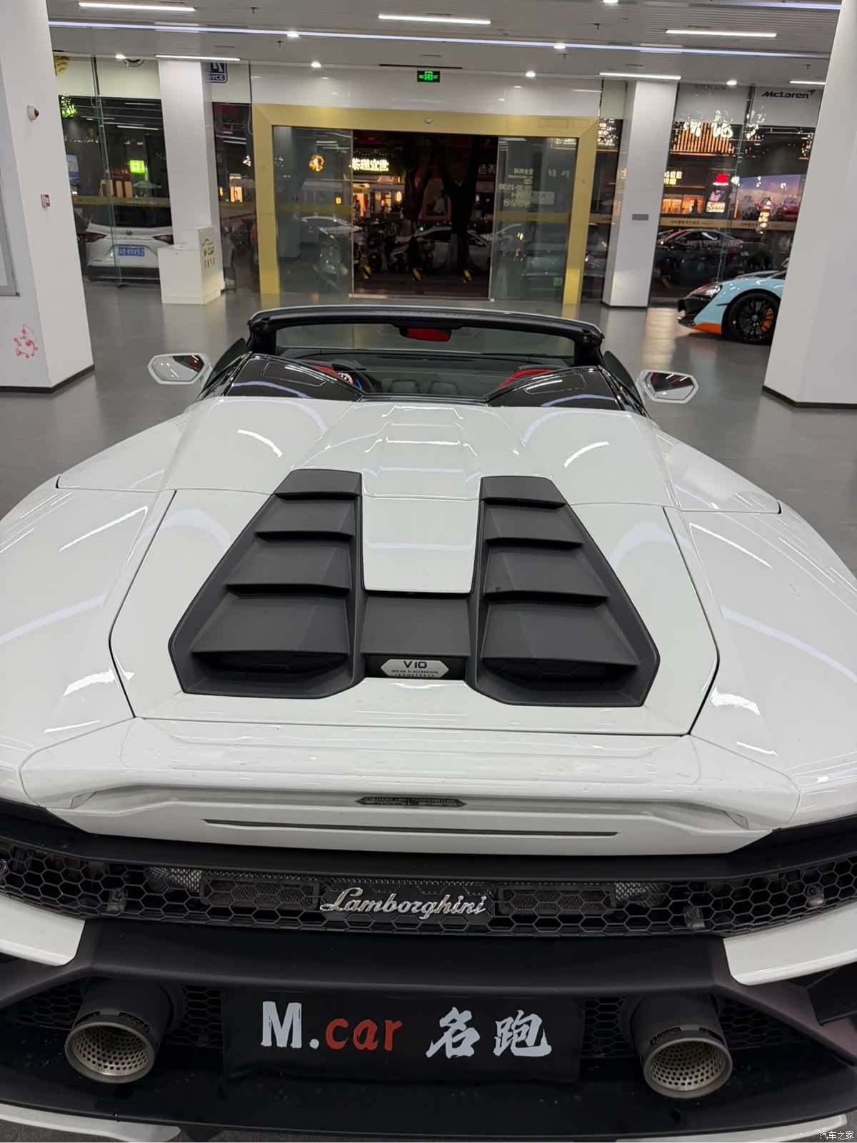 Lamborghini Huracán, 2022 10