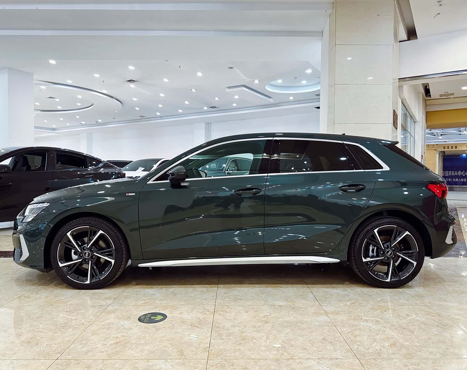 Audi A3, 2023 все фото