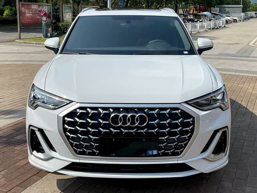 Audi Q3 2024, фото 9