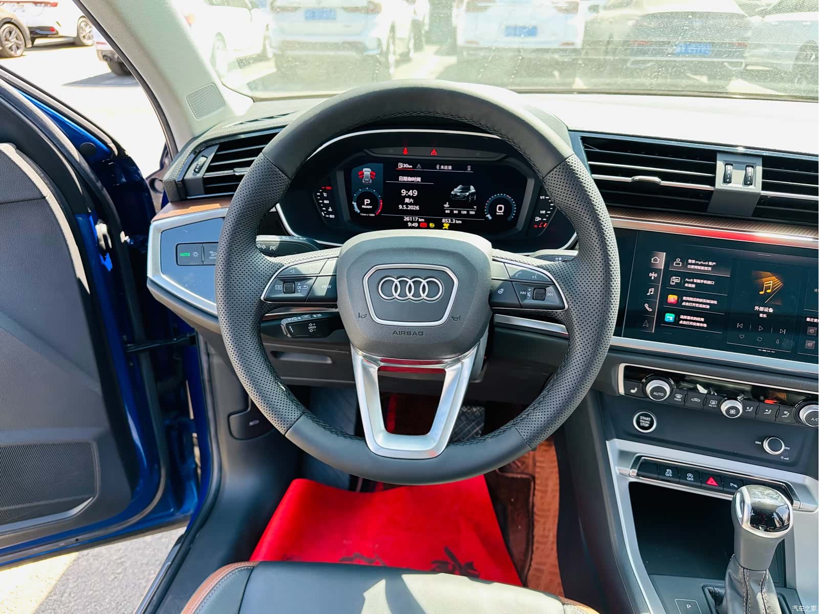 Audi Q3, 2022 10