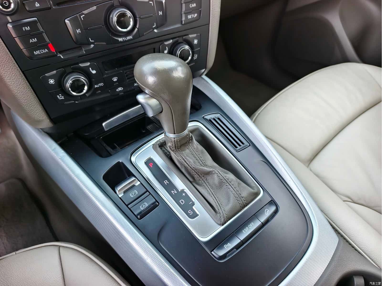Audi Q5, 2010 6
