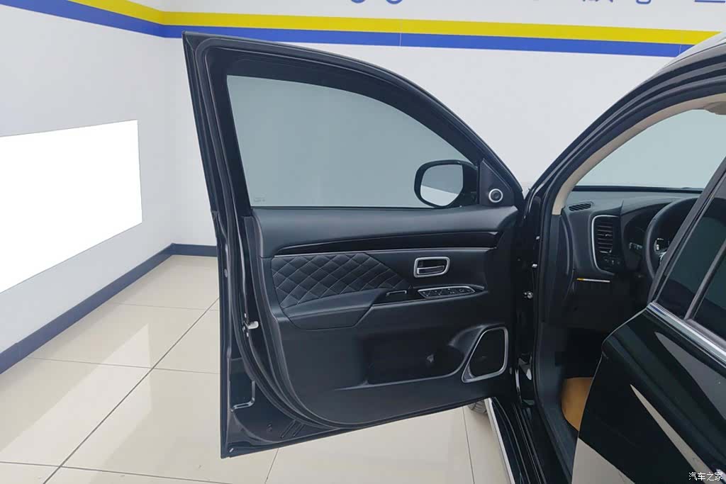 Mitsubishi Outlander, 2021 7