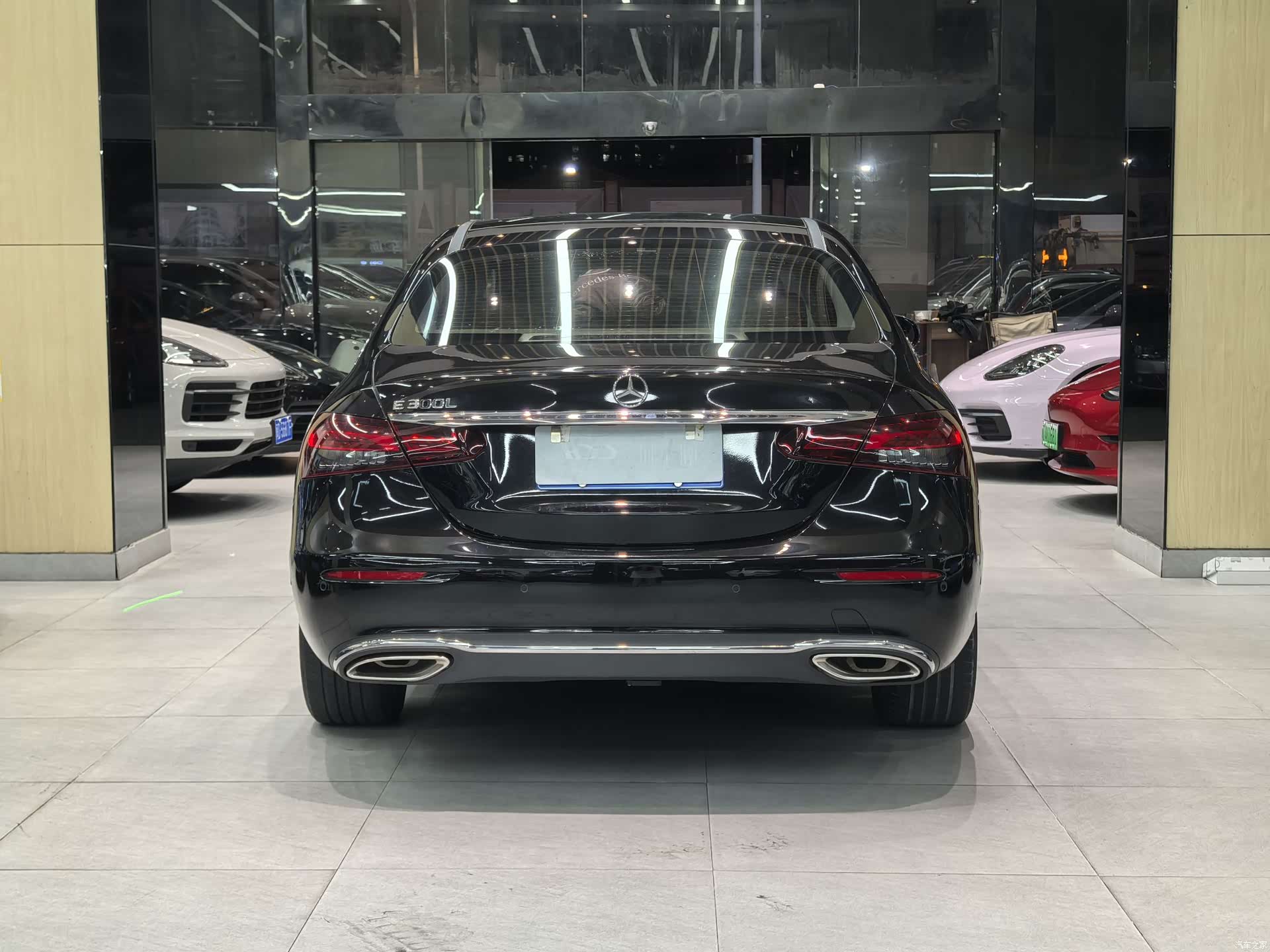 Mercedes-Benz E-Class, 2022 все фото