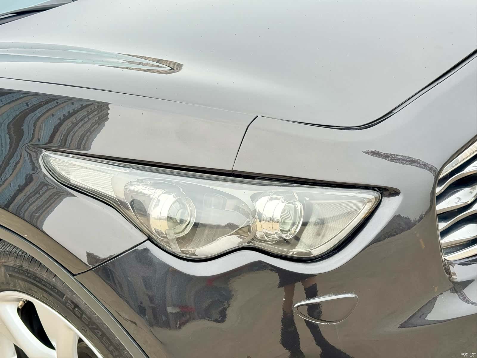 Infiniti FX35, 2011 8