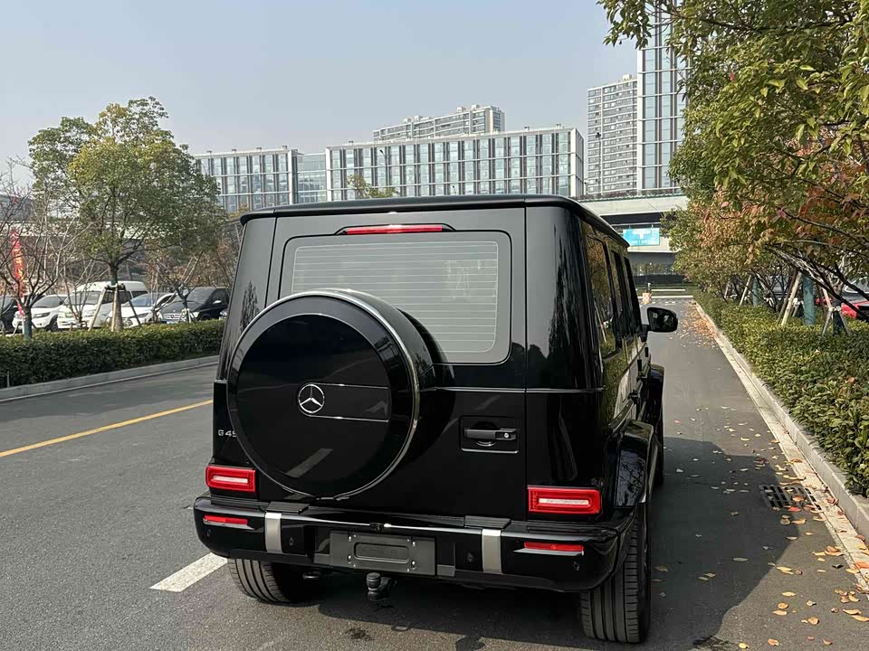 Mercedes-Benz G-class