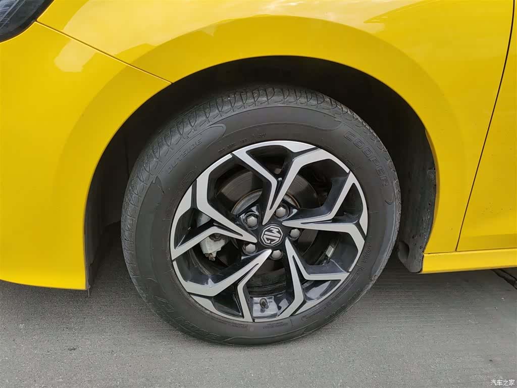 MG MG5, 2022 23