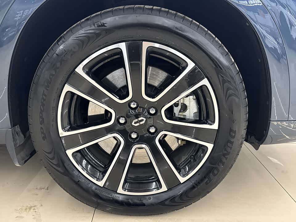 AITO Ask the world M7