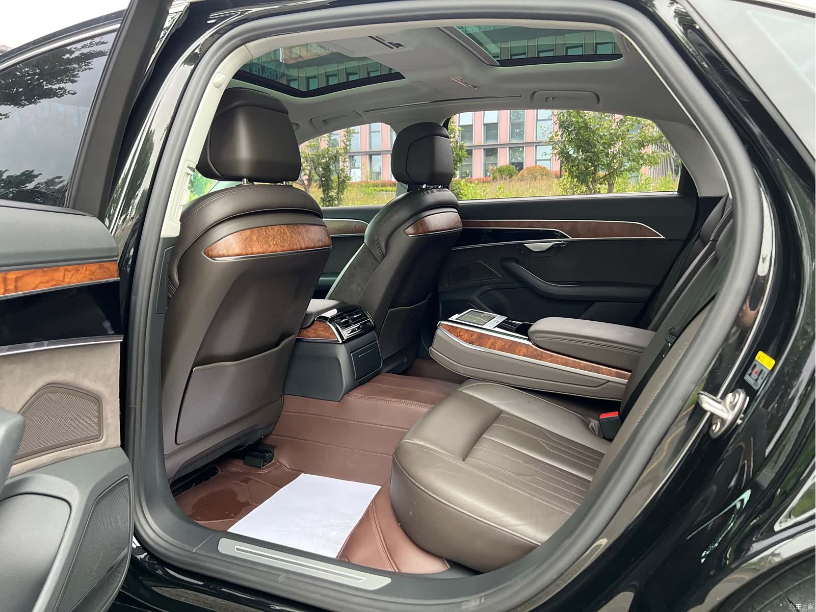 Audi A8L, 2019 7