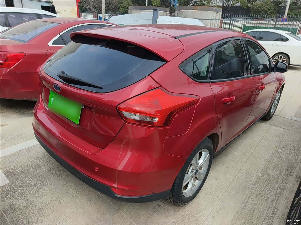 Ford Focus, 2018 7