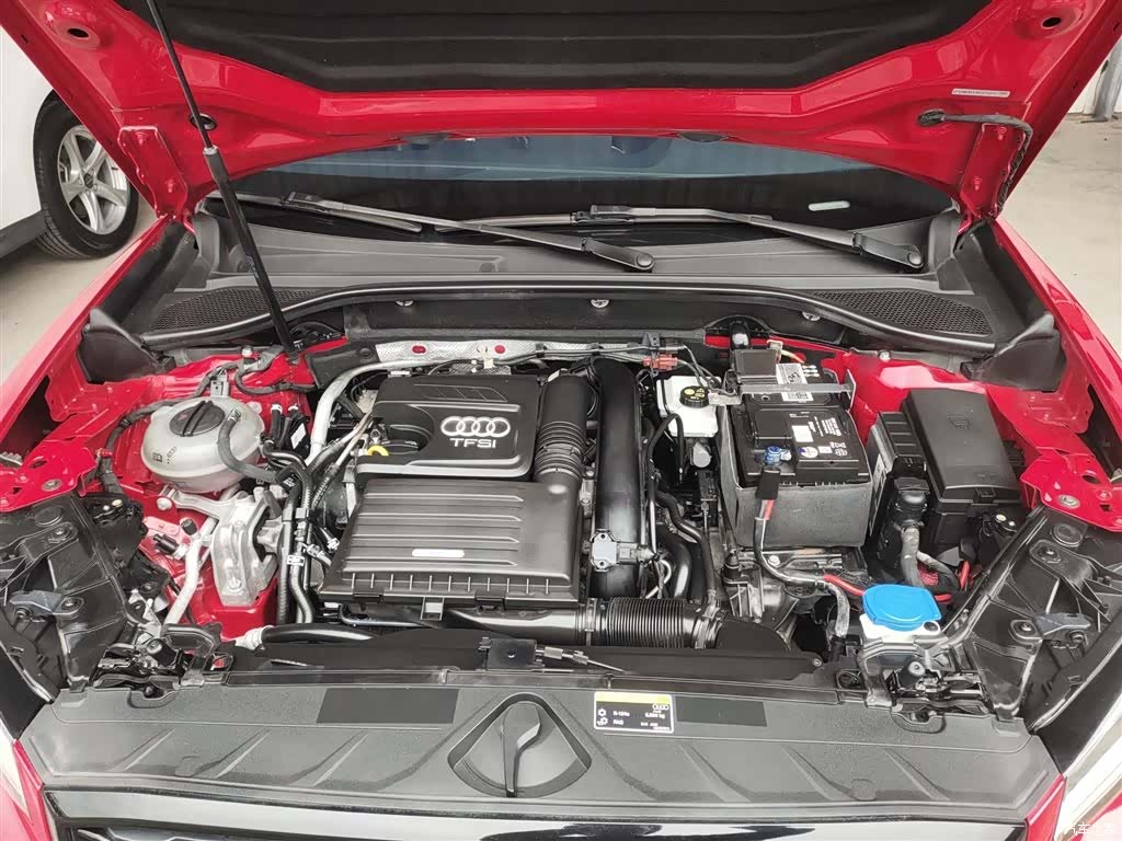 Audi Q2L, 2019 15