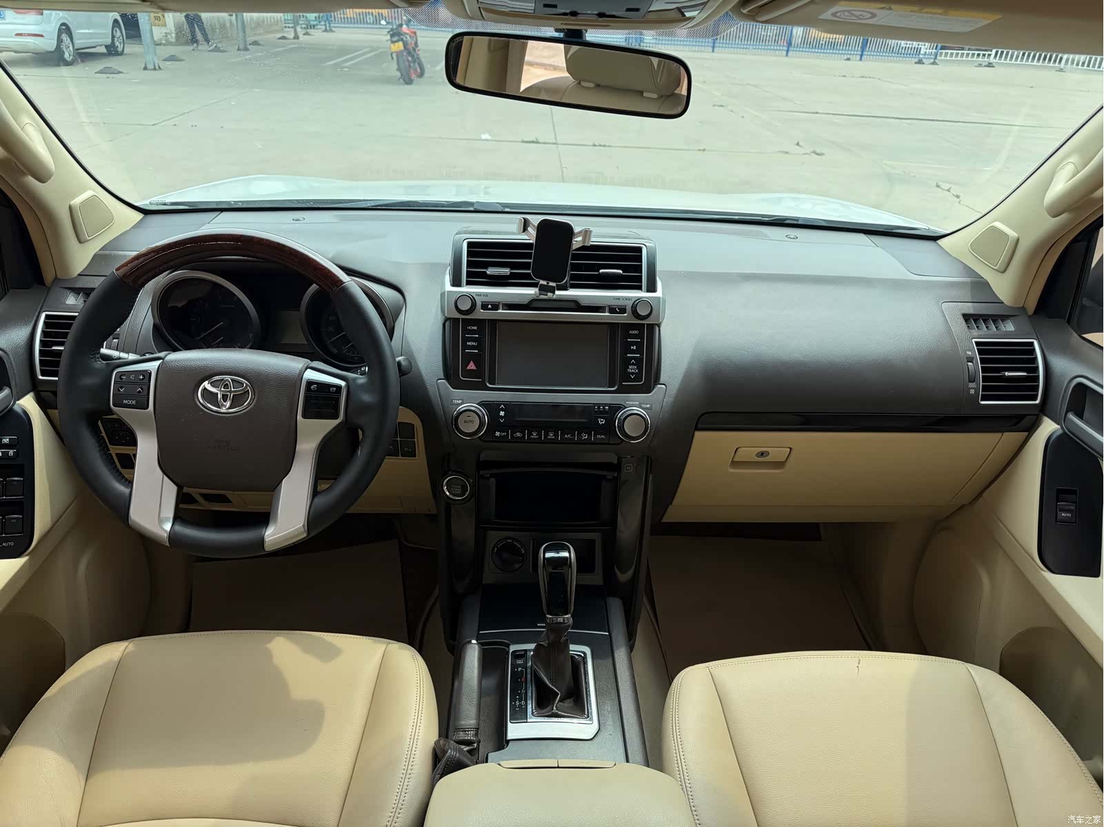 Toyota Prado, 2016 6