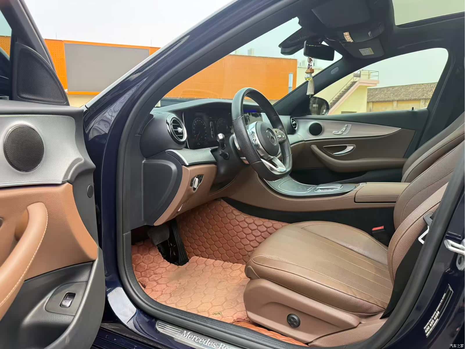Mercedes-Benz E-Class, 2020 4