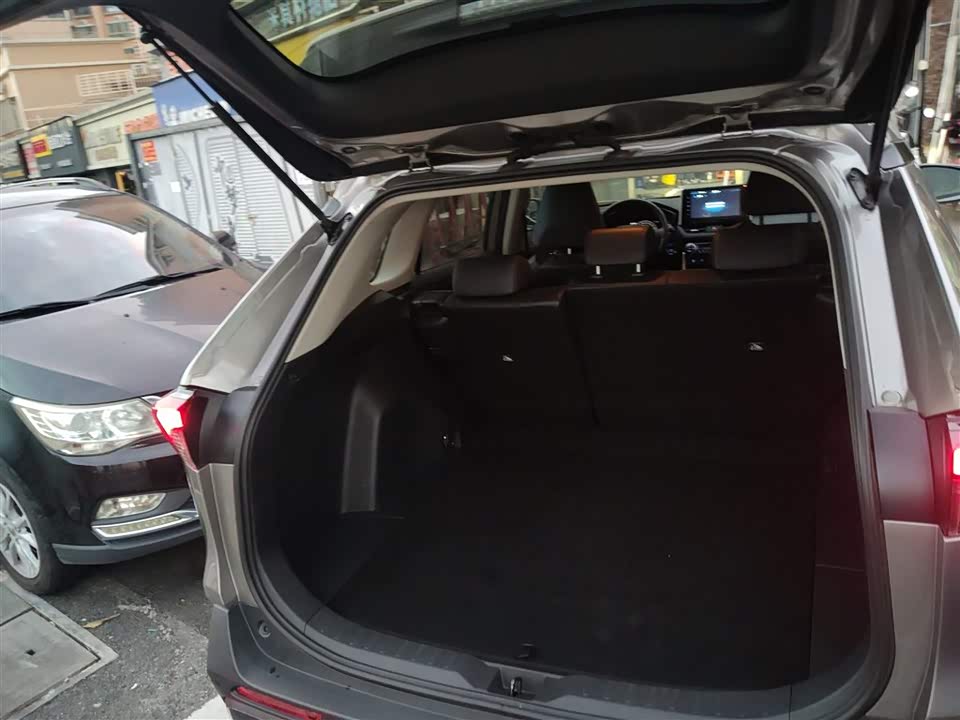 Toyota RAV4 Rongfang