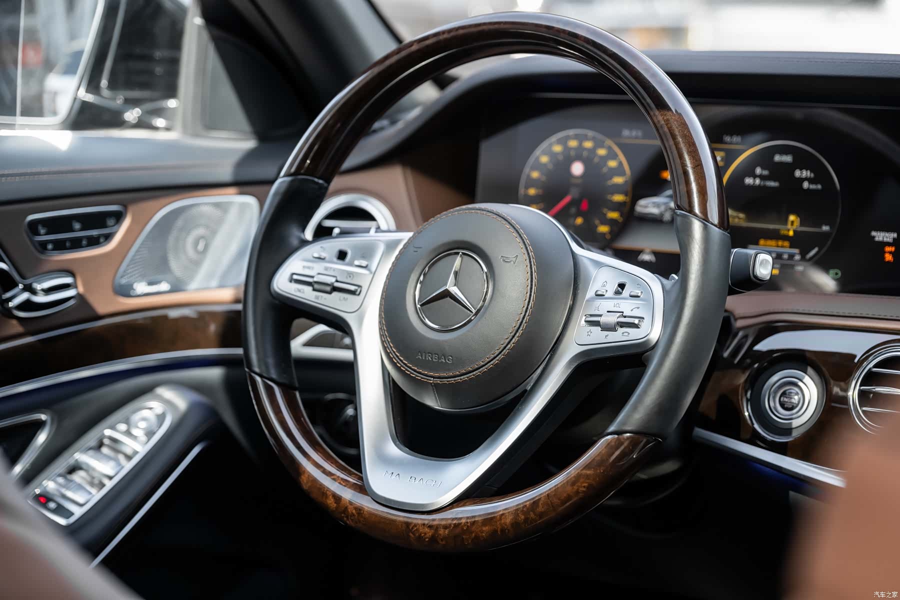 Maybach S-Class, 2019 11