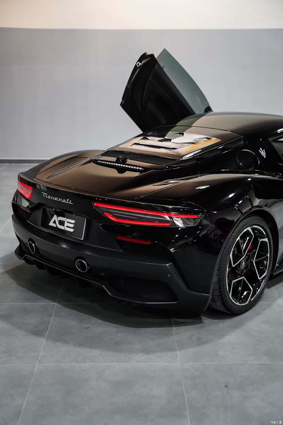 Maserati MC20, 2023 18