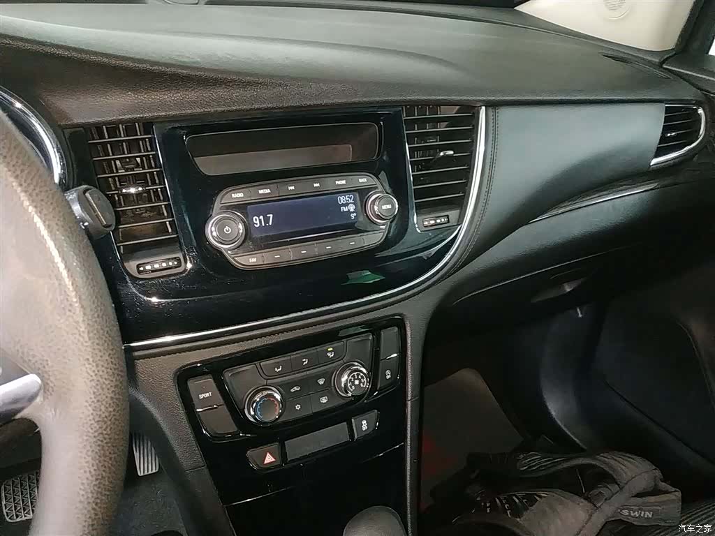 Buick Encore, 2017 9
